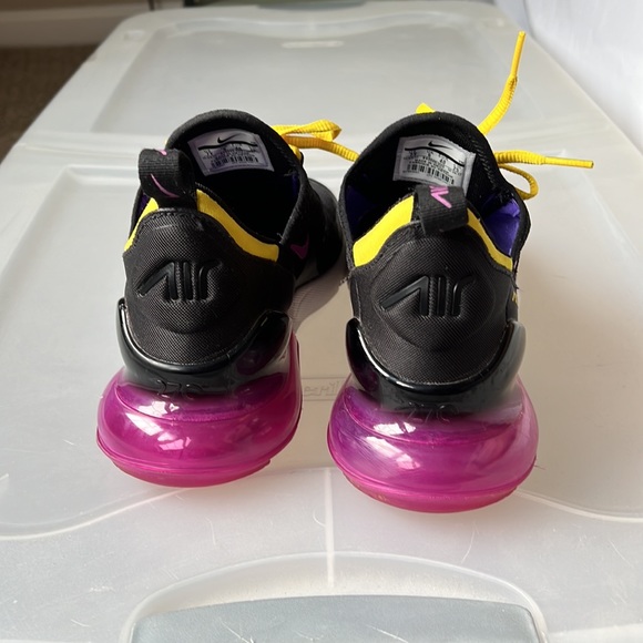 Nike 270max 7Y - Picture 3 of 5